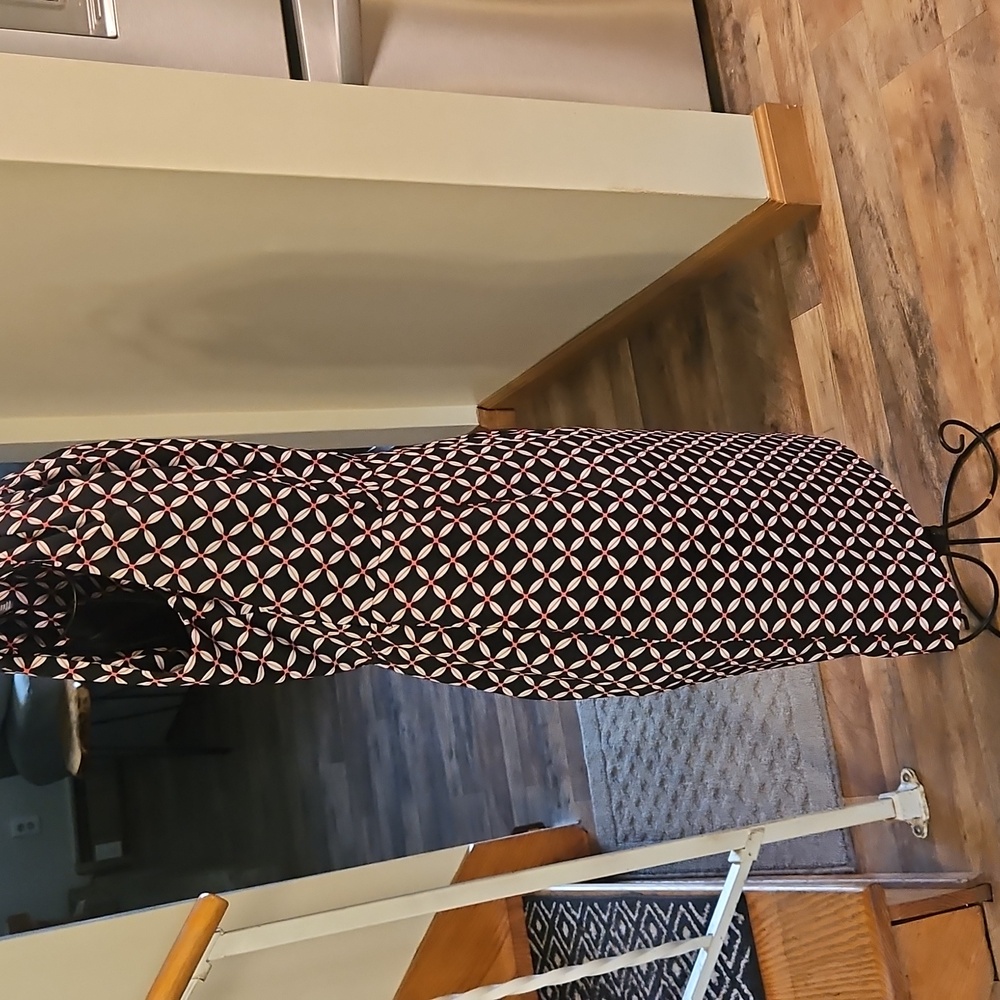 👗East 5th Black, Pink and White Sheath Midi Dress - Picture 5 of 8